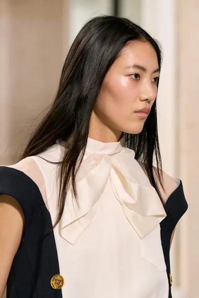 Look 27